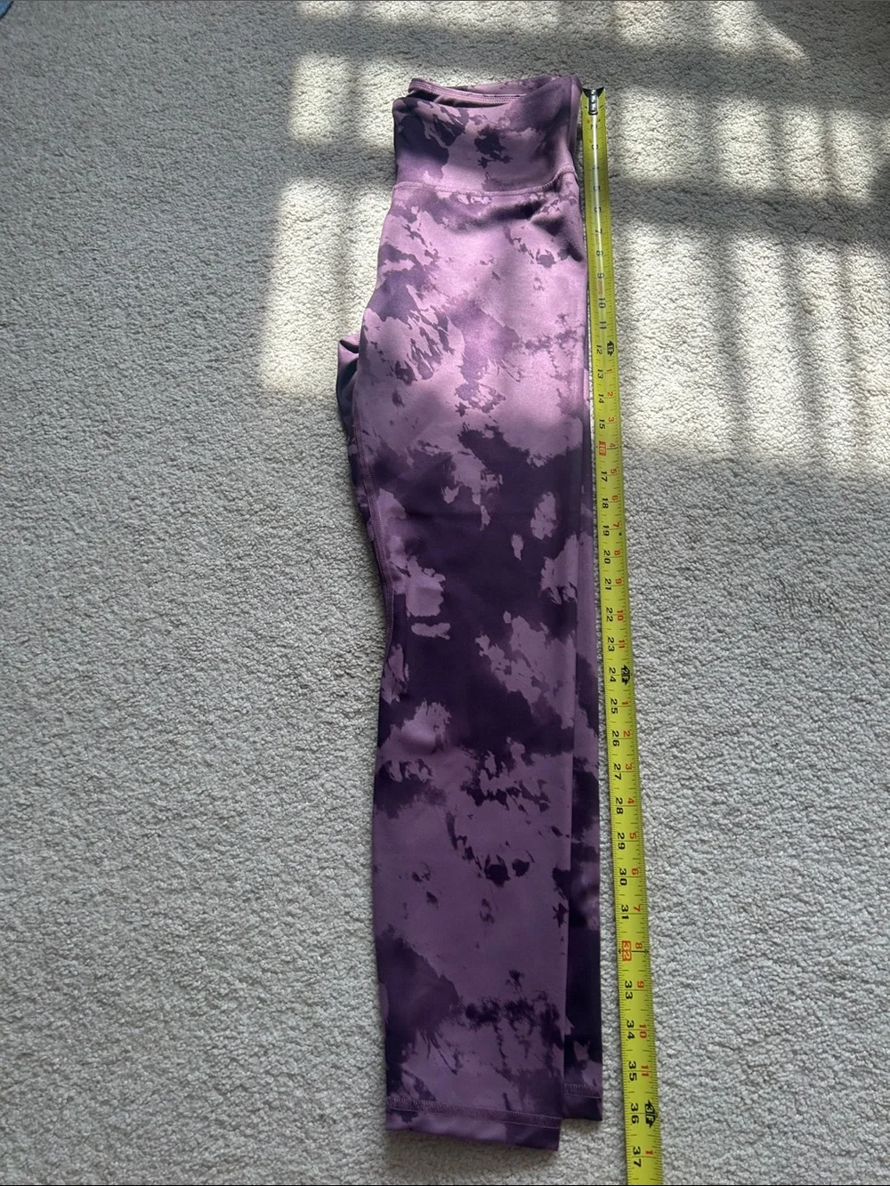 Womens Purple Marble Patterned Active Leggings
